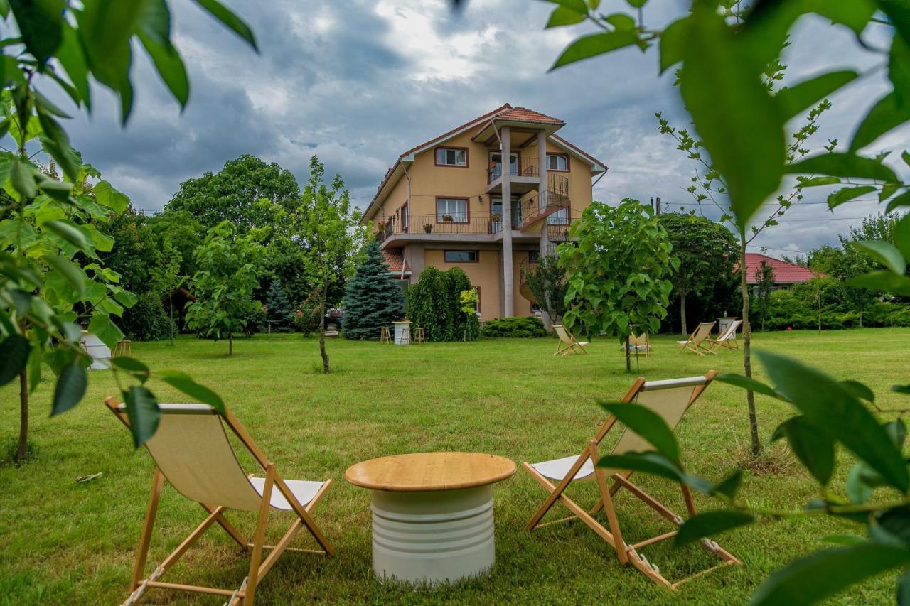 Heaven Garden 2 Mai Hotel Exterior photo